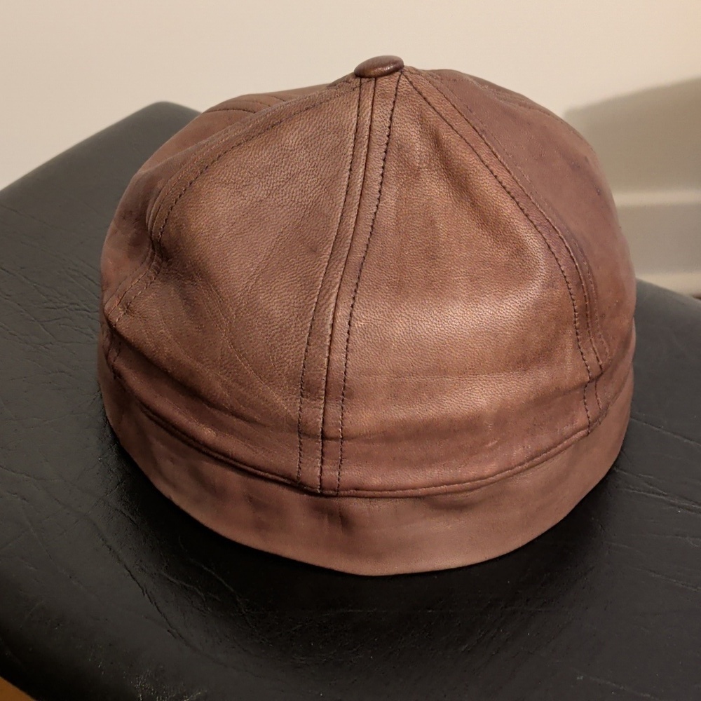 CROWN CAP oiled lambskin leather beanie - size large - Picture 4 of 7